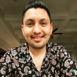 Meet your Posher, Adrian